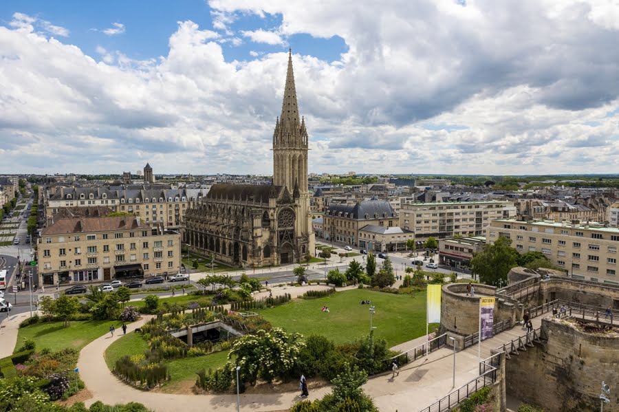 vue sur la cathédrale de Caen